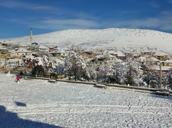Okulumuzdan ve köyümüzden kar manzaraları