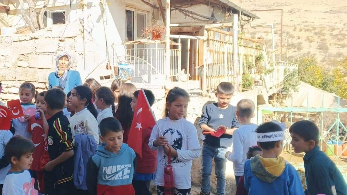 Okulumza adını veren şehidimiz Ahmet Belen'in kabrine ve kıymetli validesine ziyaret